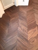 Parquet Noyer Contrecollé FLOWER Vernis Naturel – Image 3