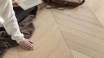 Parquet Chêne Contrecollé Point de Hongrie Brossé Vernis Invisible – Image 2
