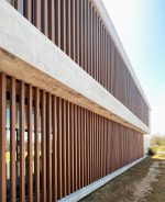 TASSEAU BRISE SOLEIL BAMBOU OUTDOOR CARAMIEL 40x20 mm – Image 6